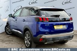 Peugeot 3008 1.2 PureTech 2017 full