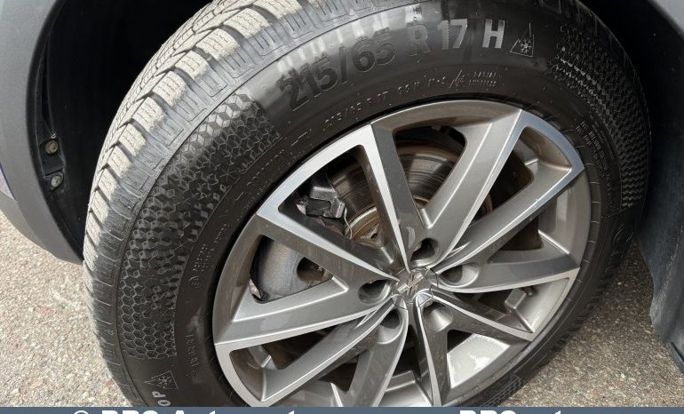 Peugeot 3008 1.2 PureTech 2017 full