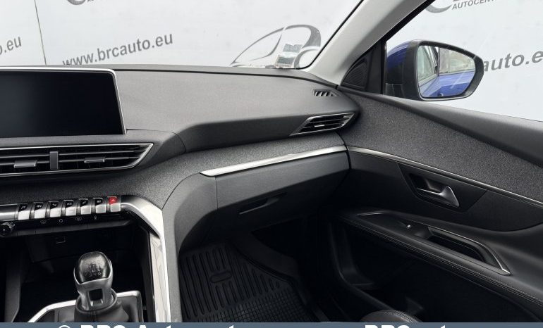 Peugeot 3008 1.2 PureTech 2017 full