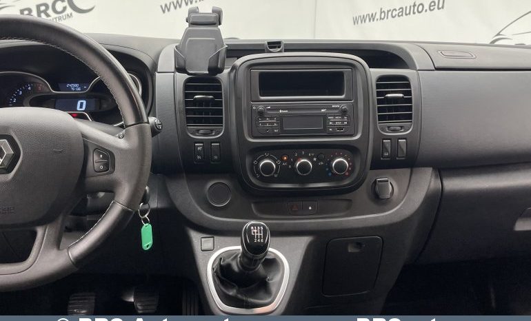 Renault Trafic 2.0 dCi 2020 full