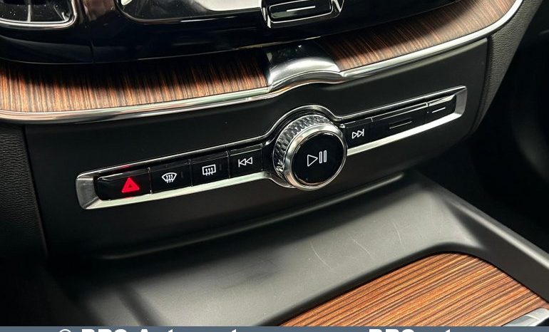 Volvo XC 60 B5 AWD Mild Hybrid Automatas 2024 full