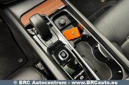 Volvo XC 60 B5 AWD Mild Hybrid Automatas 2024 full