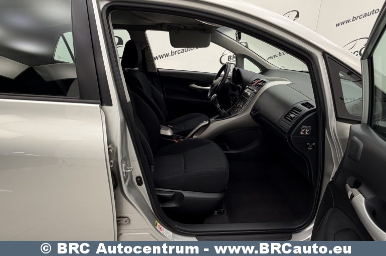 Toyota Auris 1.4 D-4D Linea Sol 2008