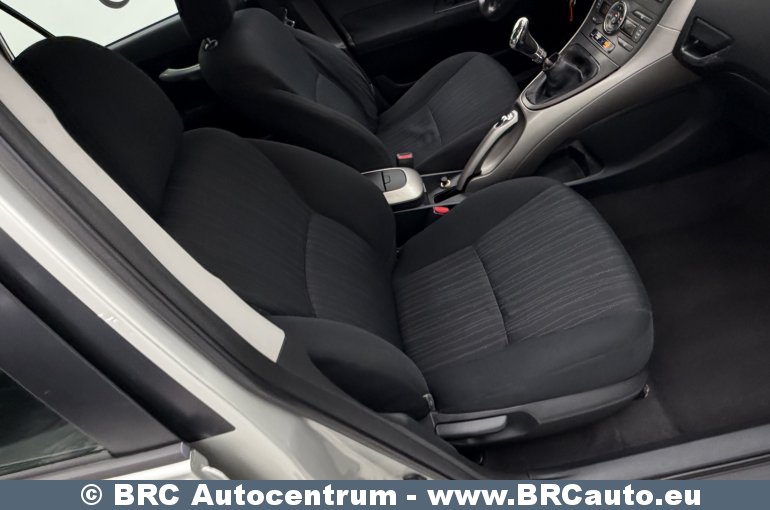 Toyota Auris 1.4 D-4D Linea Sol 2008