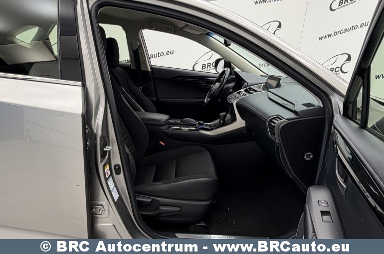 Lexus NX300h Hybrid Automatas 2016