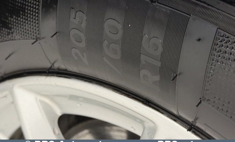 BMW 216 Active Tourer d Automatas 2016 full