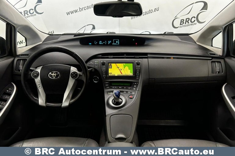 Toyota Prius Hybrid Automatas 2012