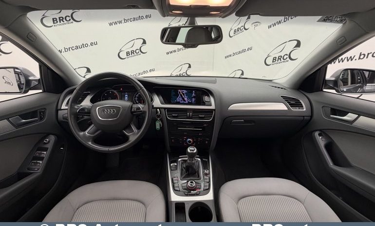 Audi A4 2.0 TDI 2012 full