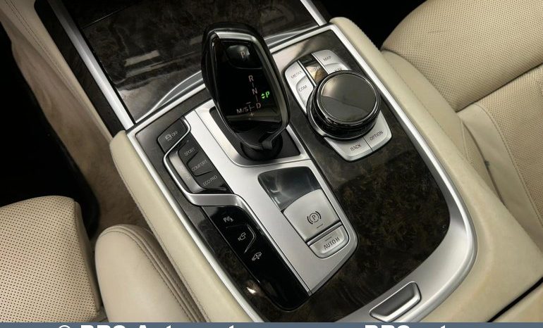 BMW 750 Li xDrive Automatas 2015 full