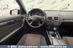 Mercedes-Benz C 180  2011 full