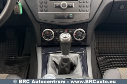 Mercedes-Benz C 180  2011 full