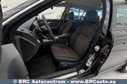Mercedes-Benz C 180  2011 full