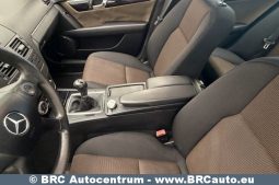 Mercedes-Benz C 180  2011 full