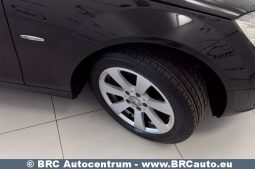 Mercedes-Benz C 180  2011 full