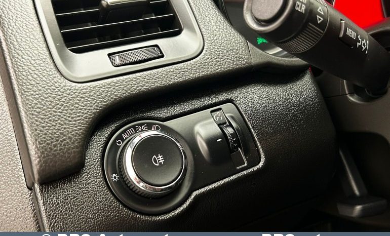 Opel Insignia 2.0 CDTI Ecoflex Sportstourer 2010 full