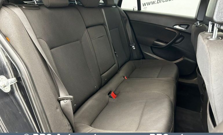 Opel Insignia 2.0 CDTI Ecoflex Sportstourer 2010 full