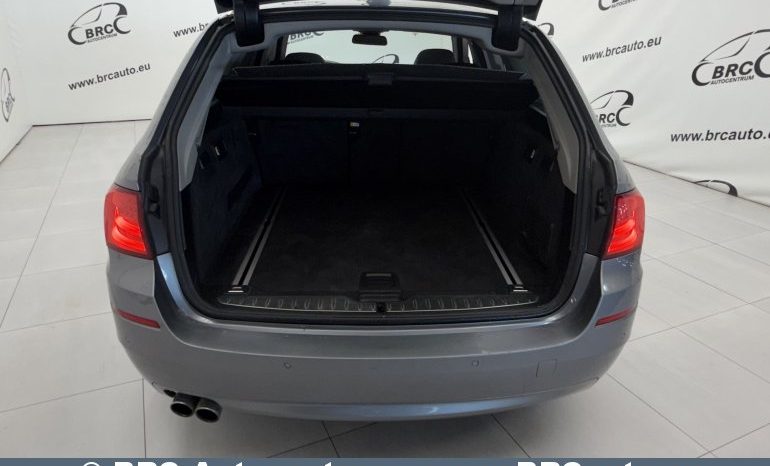 BMW 530 d Automatas 2011 full