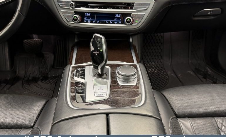BMW 750 i xDrive Automatas 2017 full