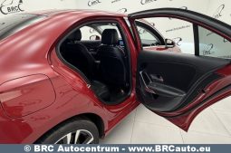 Mercedes-Benz A 250 e Plug-In Automatas 2020 full