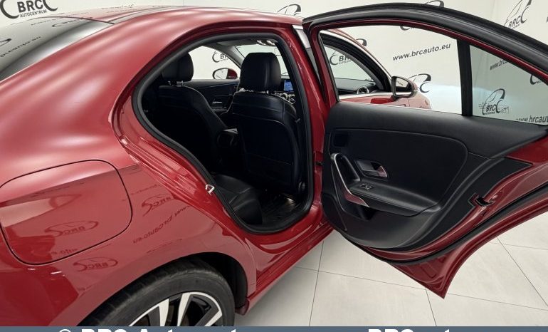 Mercedes-Benz A 250 e Plug-In Automatas 2020 full