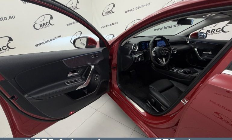 Mercedes-Benz A 250 e Plug-In Automatas 2020 full