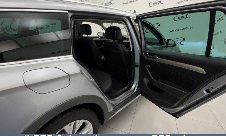 Volkswagen Passat Alltrack 2.0 TSI 4Motion Automatas 2018 full