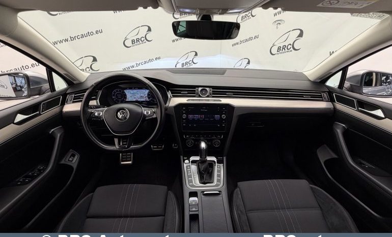 Volkswagen Passat Alltrack 2.0 TSI 4Motion Automatas 2018 full