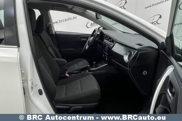 Toyota Auris 1.8 Hybrid Automatas 2013