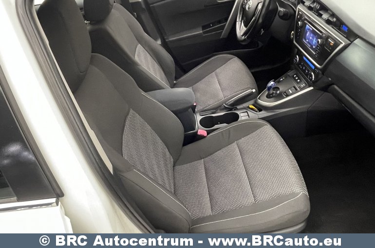 Toyota Auris 1.8 Hybrid Automatas 2013