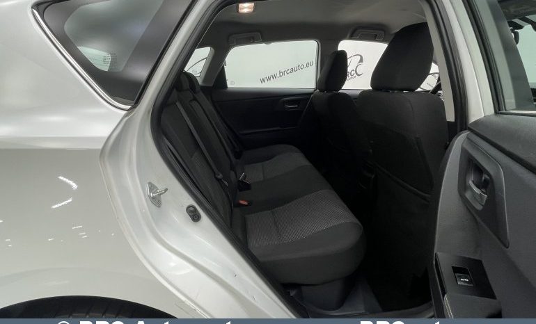 Toyota Auris 1.8 Hybrid Automatas 2013 full