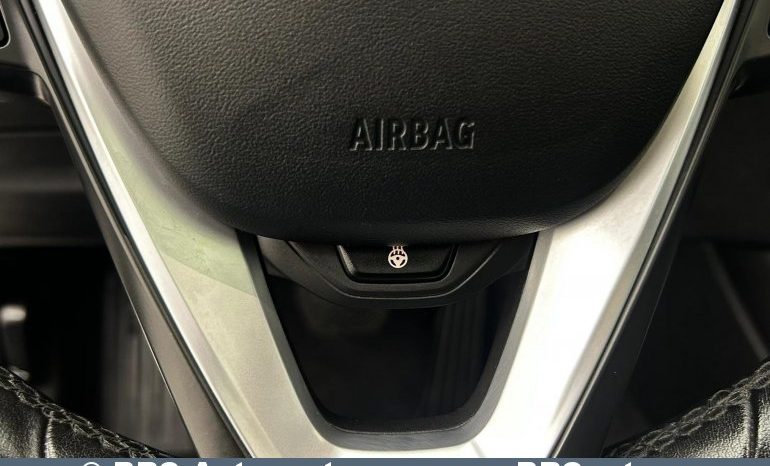 BMW 330 i xDrive Automatas 2019 full