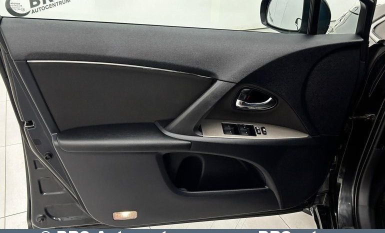 Toyota Avensis 2.0 D-4D 2010 full