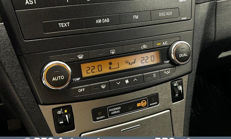 Toyota Avensis 2.0 D-4D 2010 full