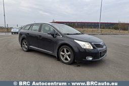 Toyota Avensis  2010