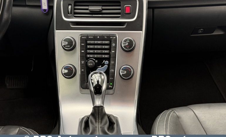 Volvo V60 2.0 D2 Automatas 2017 full