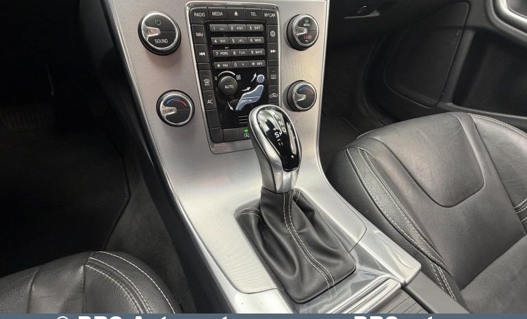 Volvo V60 2.0 D2 Automatas 2017 full