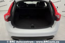 Volvo V60 2.0 D2 Automatas 2017 full