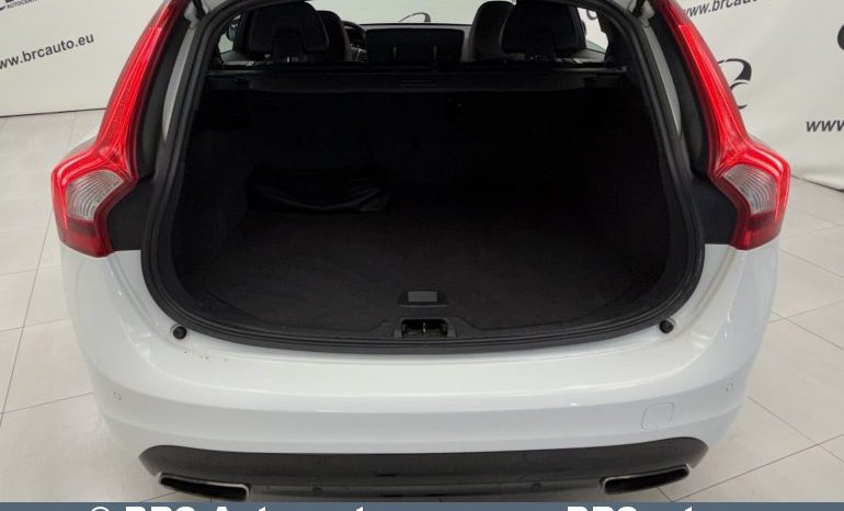 Volvo V60 2.0 D2 Automatas 2017 full