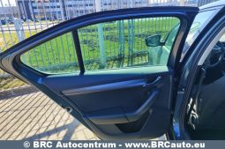 Skoda Octavia 1.6 TDI Automatas 2019 full