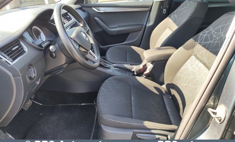Skoda Octavia 1.6 TDI Automatas 2019 full