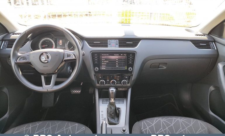 Skoda Octavia 1.6 TDI Automatas 2019 full