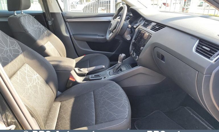 Skoda Octavia 1.6 TDI Automatas 2019 full