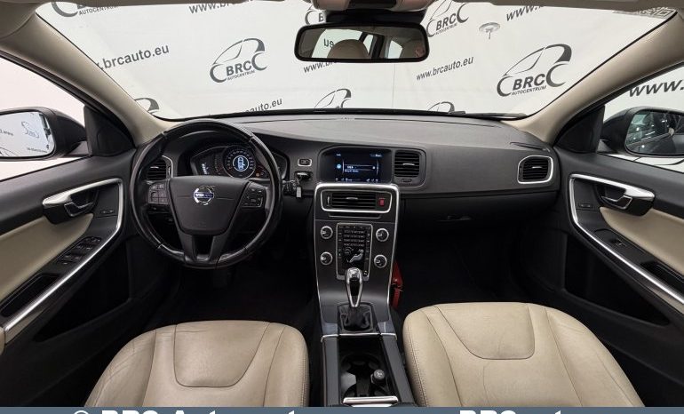 Volvo V60 D4 2014 full