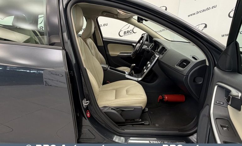 Volvo V60 D4 2014 full