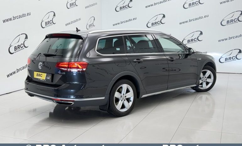 Volkswagen Passat Alltrack 2.0 TDI 4Motion Automatas 2019 full