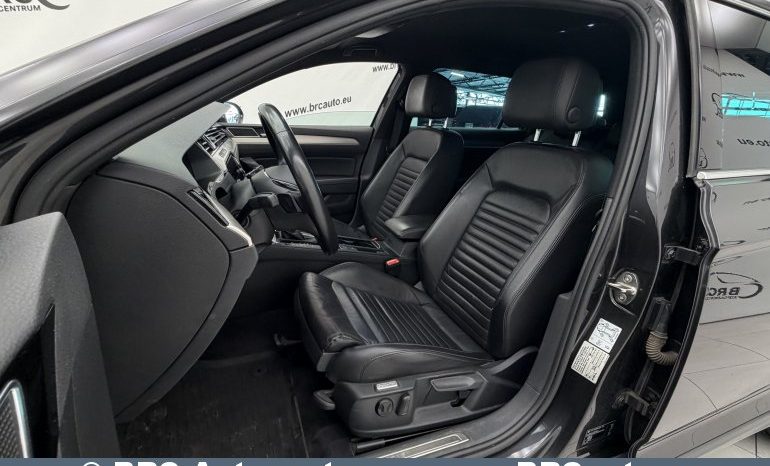 Volkswagen Passat Alltrack 2.0 TDI 4Motion Automatas 2019 full