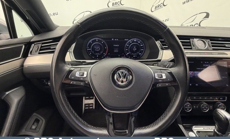 Volkswagen Passat Alltrack 2.0 TDI 4Motion Automatas 2019 full