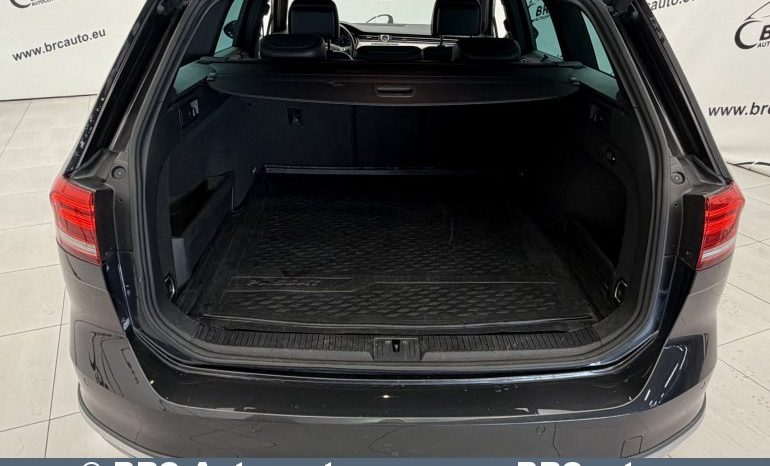 Volkswagen Passat Alltrack 2.0 TDI 4Motion Automatas 2019 full