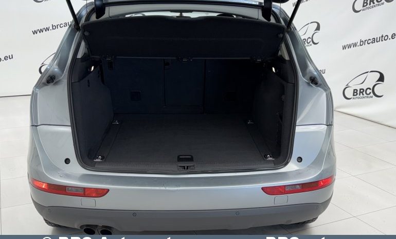 Audi Q5 2.0 TDI Quattro 2011 full