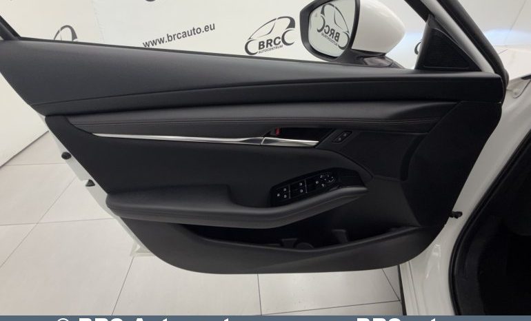 Mazda 3 2.0 Skyactiv-G Automatas 2021 full